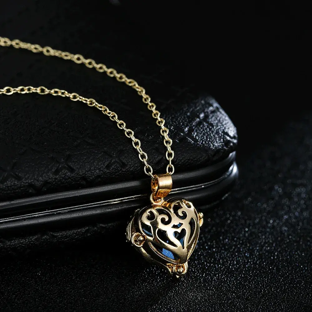 Korean Style Ocean Heart Women's Necklace Non-Fading Luxury Niche Artistic Anti-Allergy Fashionable Clavicle Chain