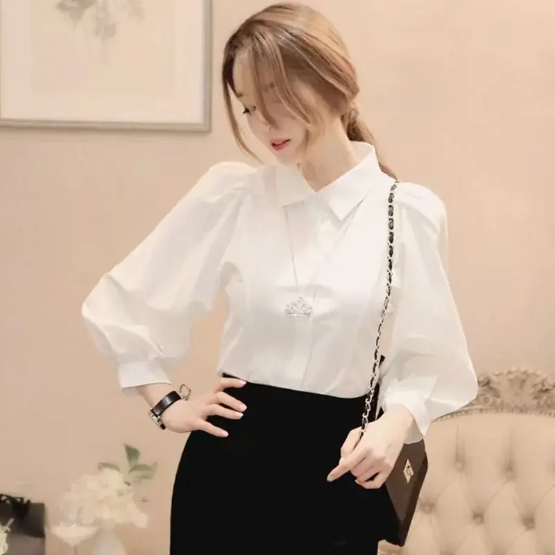 French Style Whiteshirt Women's Sensibility Design Niche Professional Shirt New Puff Sleeve Top For Spring Summer 2024
