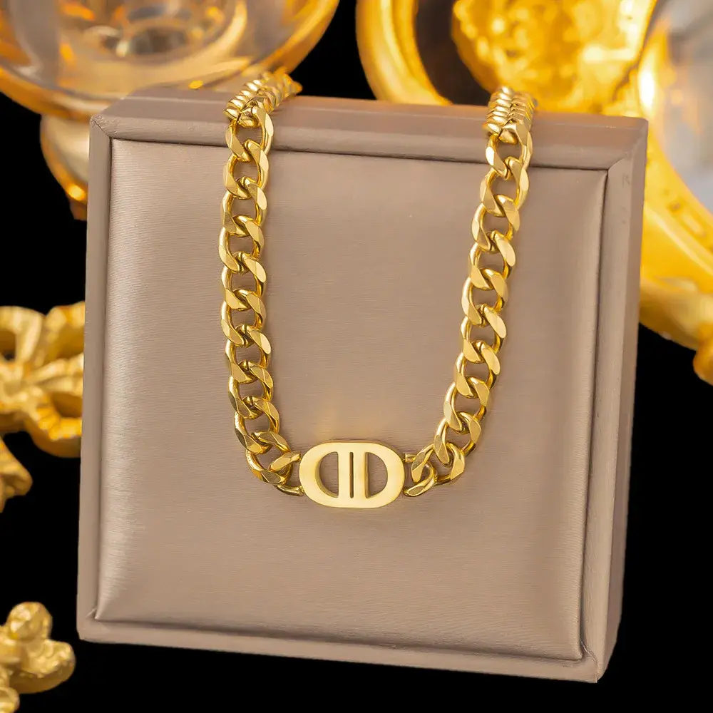 Trendy Titanium Steel Unique Versatile Cuban Link Necklace Non-fading Fashionable Hip Hop Necklace For Men And Women
