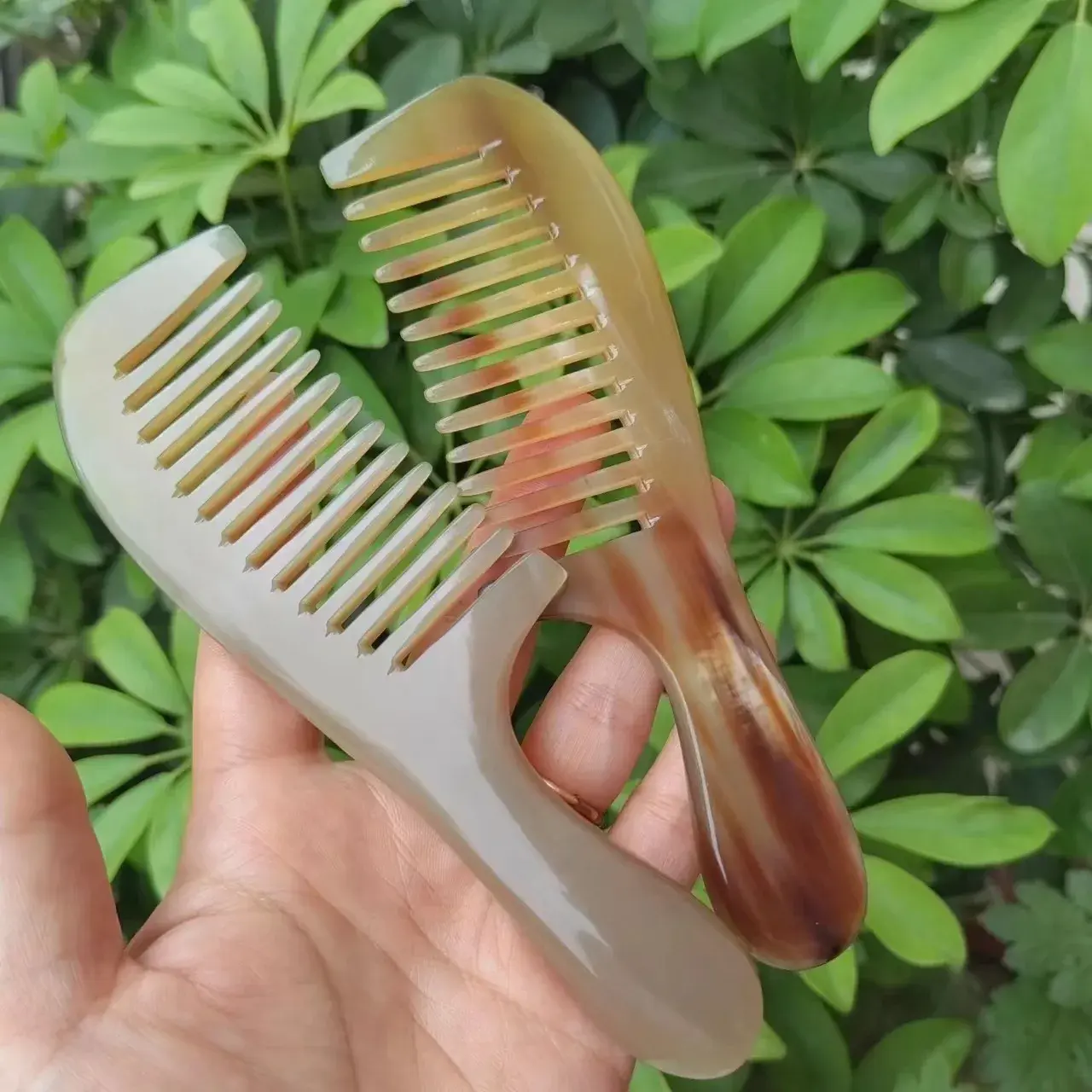 Authentic White Buffalo Horn Comb Professional Wide Tooth Anti-Static Head Massage Comb For Hair Salon Use Black People Hair Wig