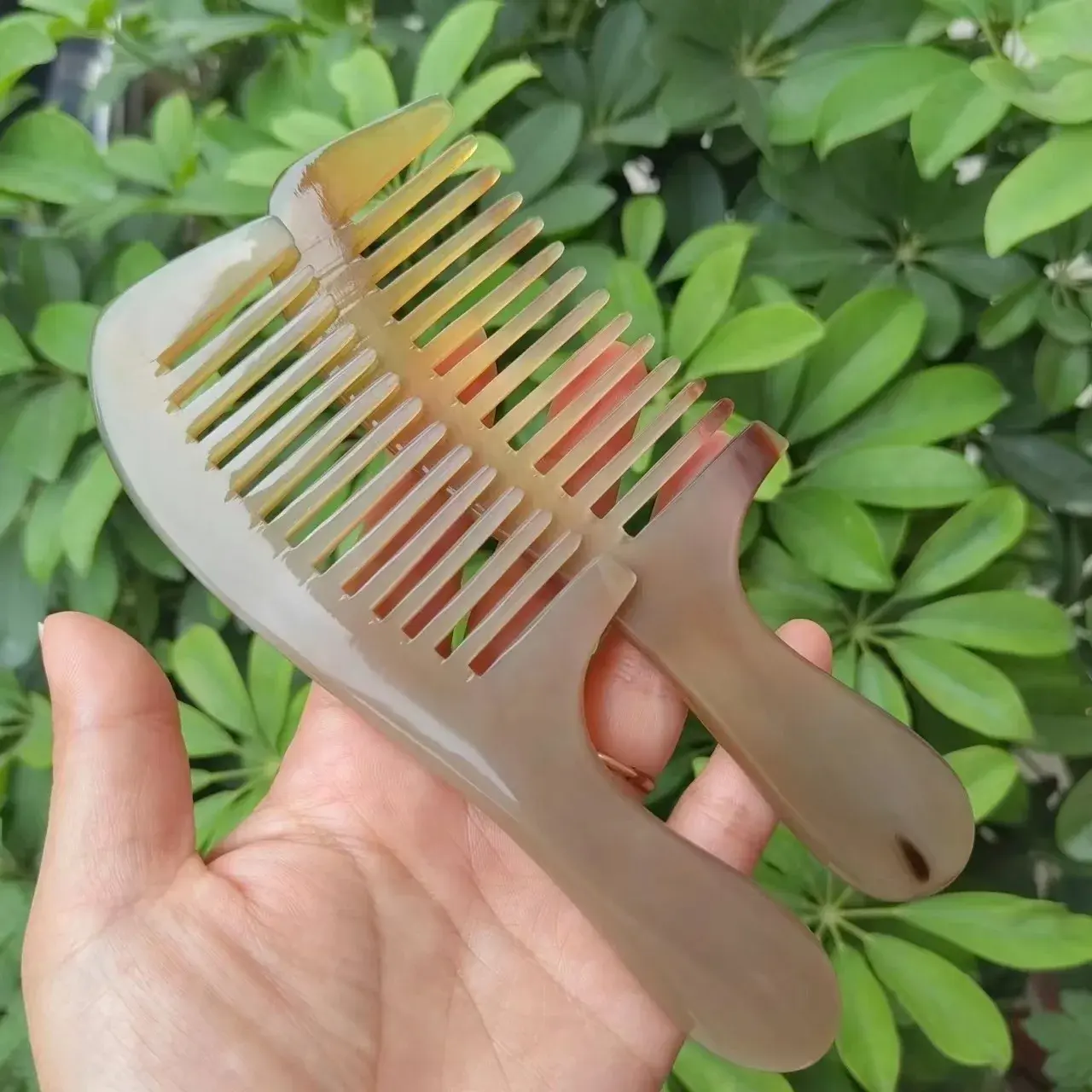 Authentic White Buffalo Horn Comb Professional Wide Tooth Anti-Static Head Massage Comb For Hair Salon Use Black People Hair Wig
