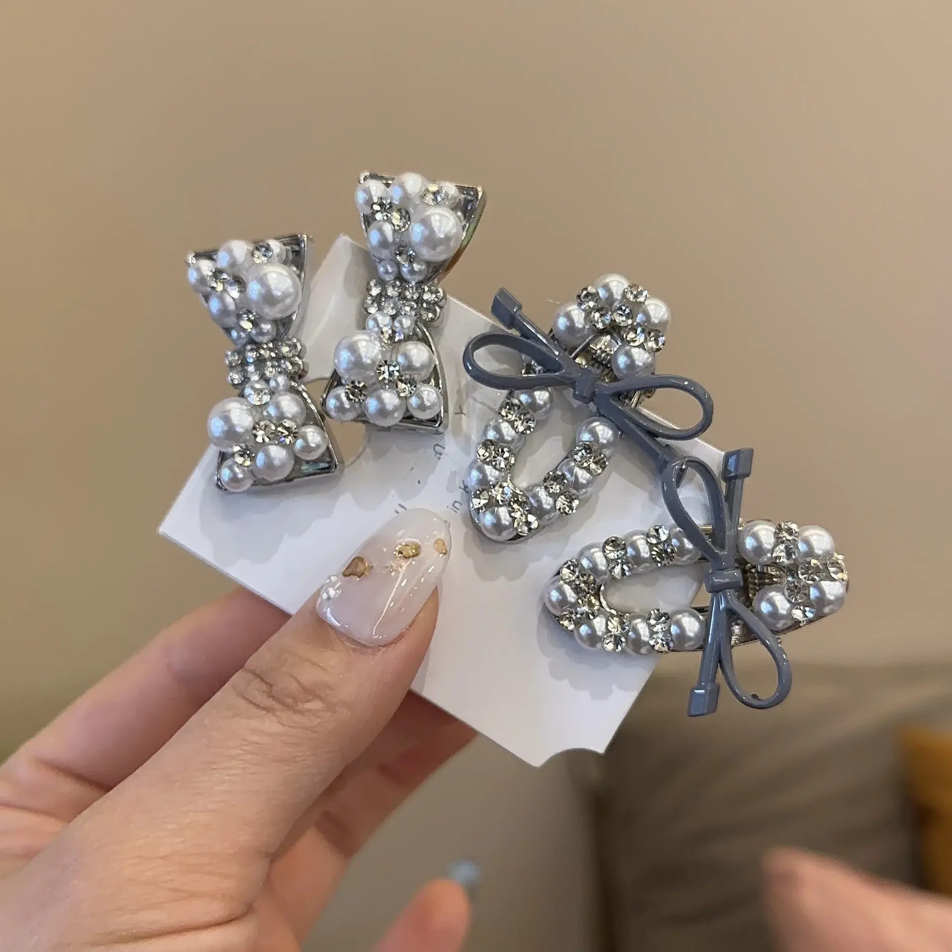 Korean Style Sweet Lady Hair Clip Pearl Butterfly Knot Side Duckbill Clamp Professional Salon Partition Fixed Hair Clip