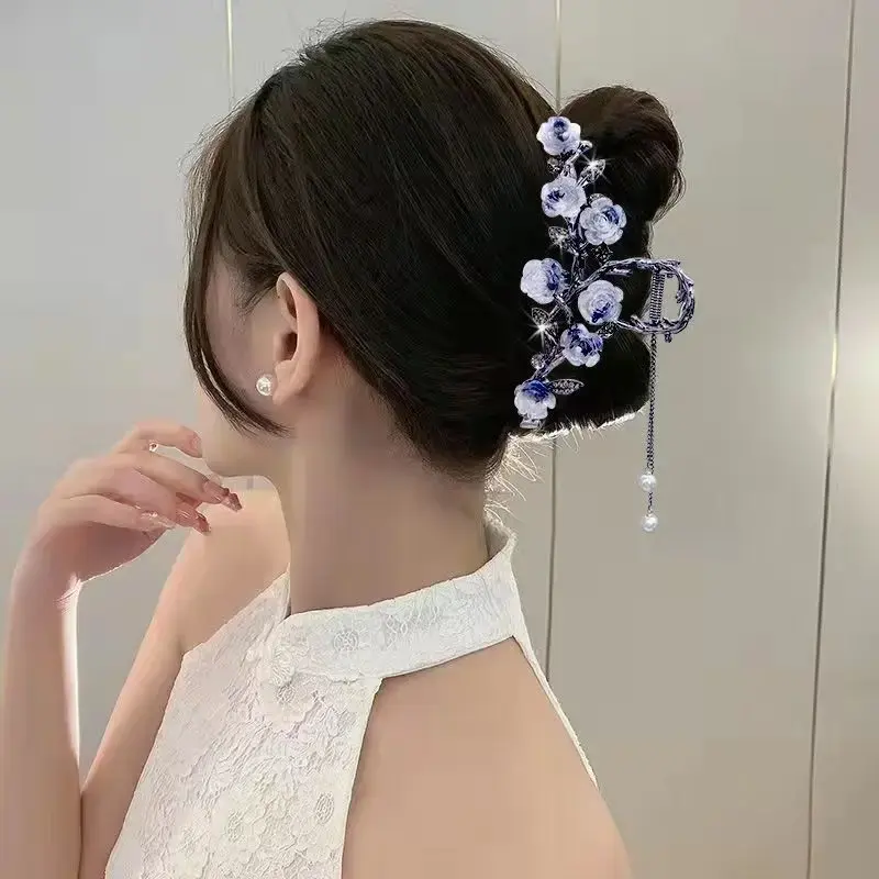 SweetVersatile 2023 New Cherry Blossom Hair Clip Elegant Fringed Style High End Hair Accessories For Men Women Children Baby