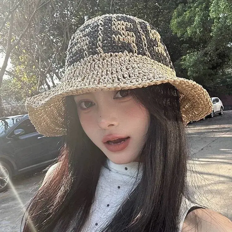 Handmade Straw Hat Large Brim Beach Sun Hat Foldable Summer Travel Vacation Sun Protection Fashionable Grass Hat from Mainland C