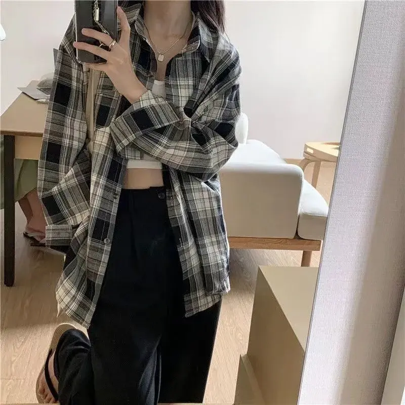 Korean Chic 2025 Spring Autumn Plaid Women's Casual Loose Fit Shirt Versatile Fashionable Design Polo Collar Full Sleeve