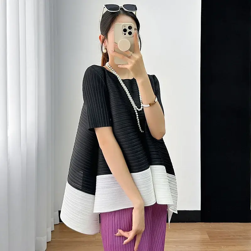 2024 Summer New Versatile Color Block Round Neck T-Shirt Women's Fashionable Elegant Wrinkle Design Sensibility Top