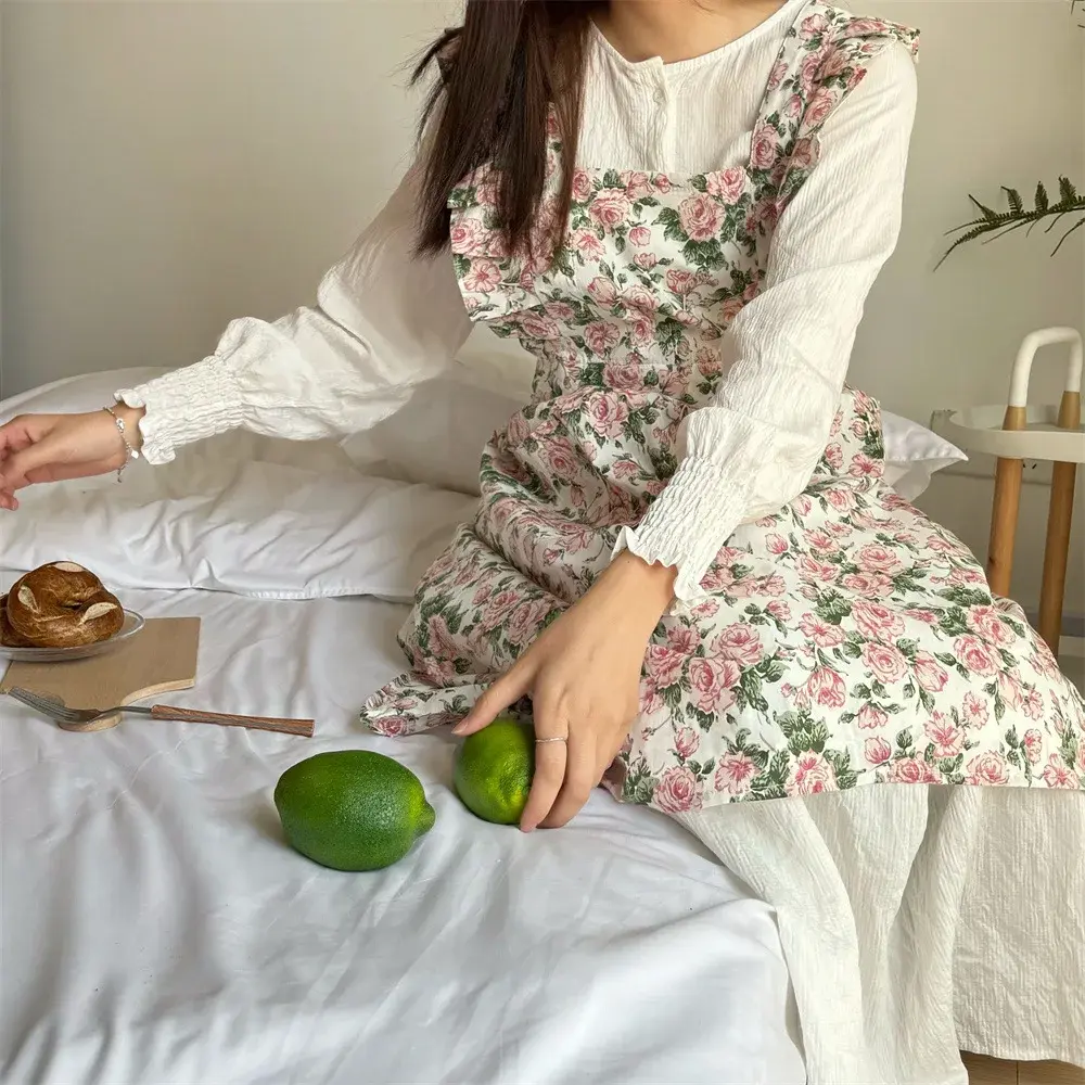 Handmade Floral Art Apron Coffee Shop Beauty Salon Rose Flower Foreign Trade INS Ruffle Edge Vintage Korean Style Home Goods