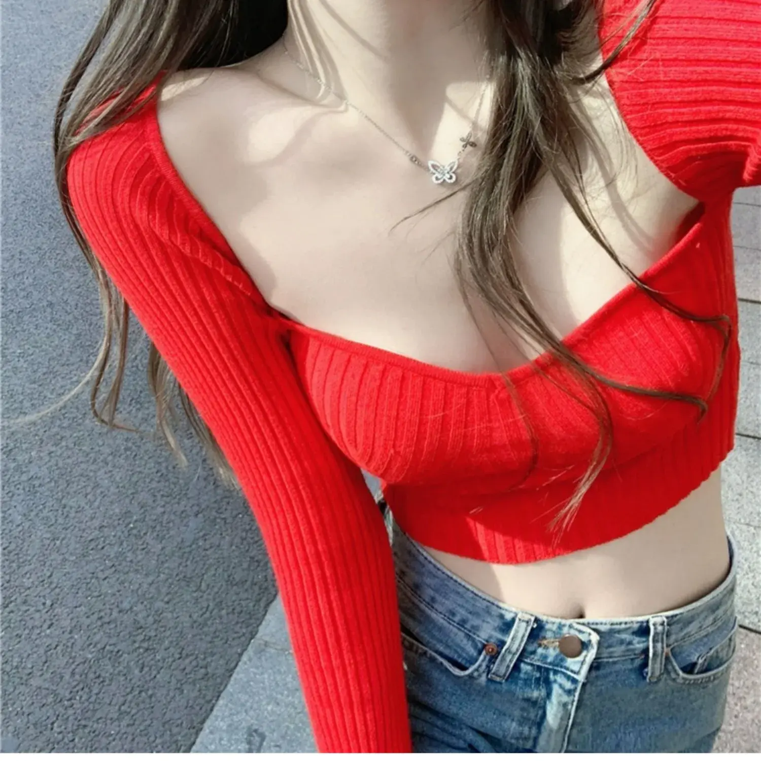 2024 Autumn New Slimming V-Neck Long Sleeve T-Shirt Pure Desire Aesthetic Sexy Versatile Niche Top In Black For Women
