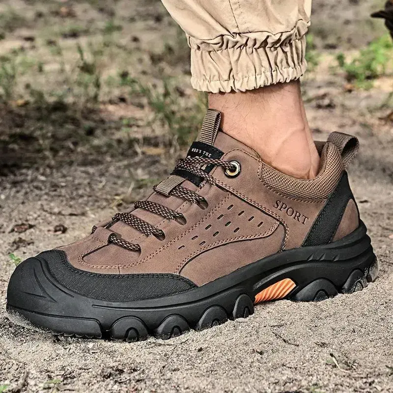 2024 New Autumn Men's Running Shoes Breathable Non-slip Wear-resistant Casual Sports Shoes Plus Size Leather Surface