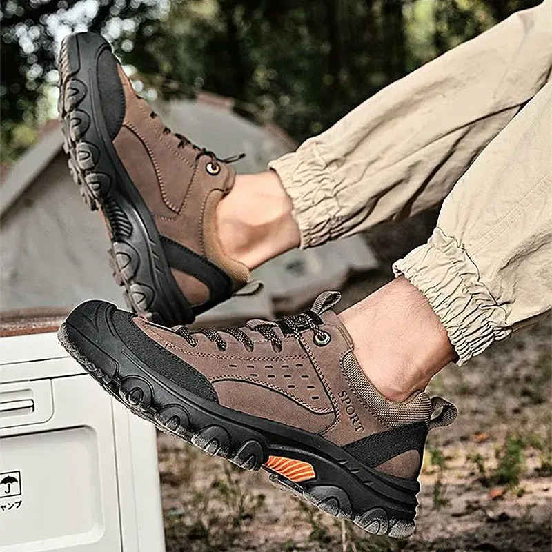 2024 New Autumn Men's Running Shoes Breathable Non-slip Wear-resistant Casual Sports Shoes Plus Size Leather Surface