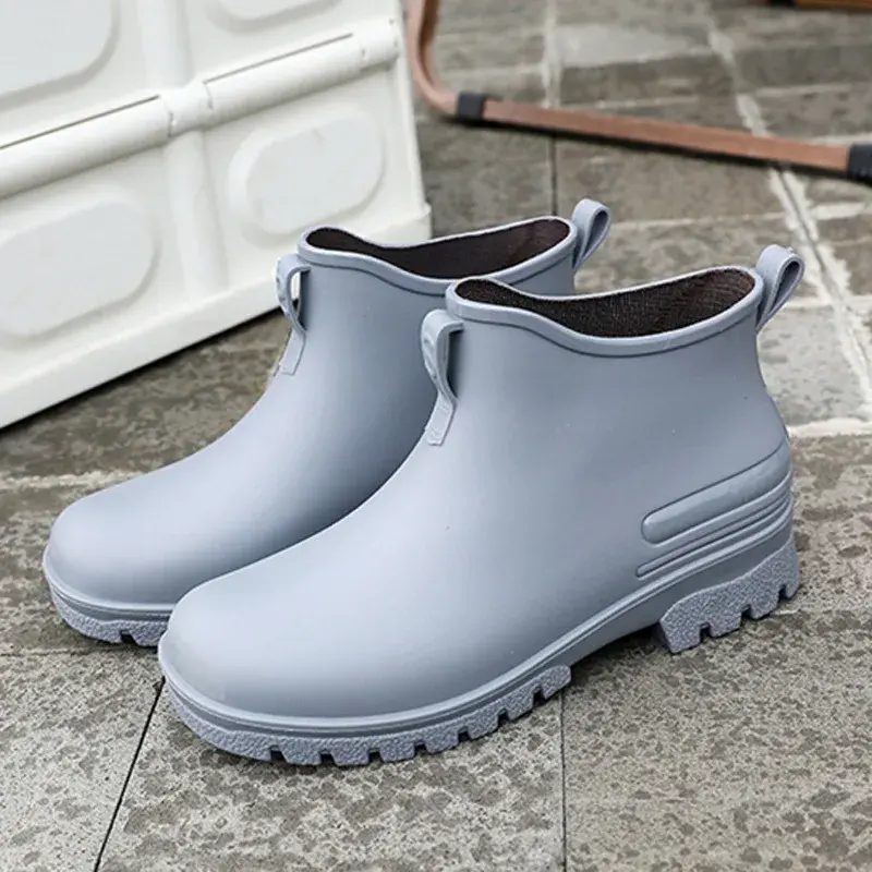 Outdoor Fashionable Versatile Rain Boots Men Women Couple Waterproof Non-slip Shoes Ideal Shopping Fishing Camping Sea Chasing