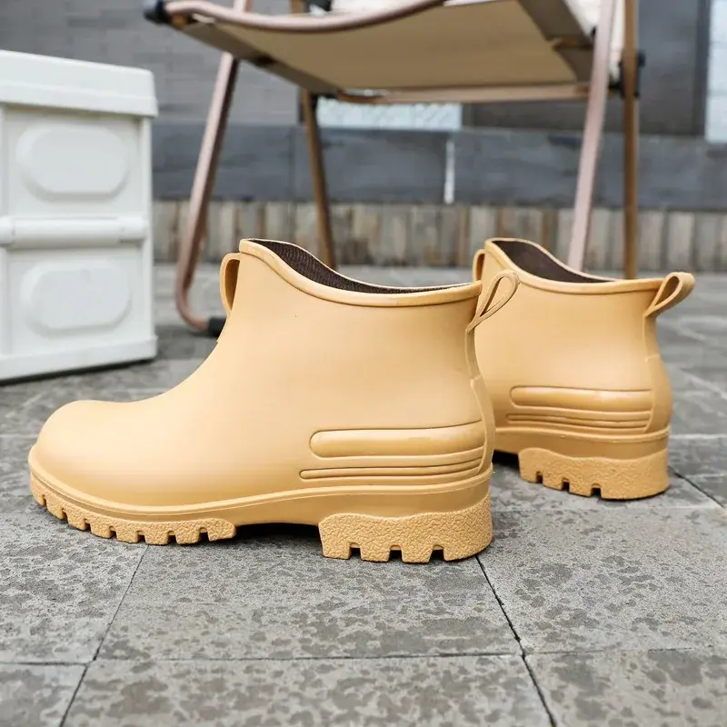 Outdoor Fashionable Versatile Rain Boots Men Women Couple Waterproof Non-slip Shoes Ideal Shopping Fishing Camping Sea Chasing