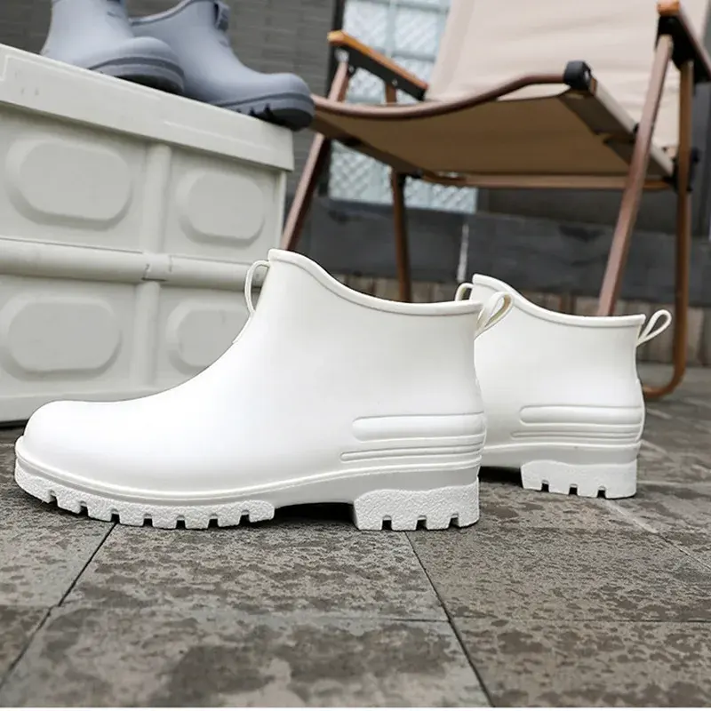 Outdoor Fashionable Versatile Rain Boots Men Women Couple Waterproof Non-slip Shoes Ideal Shopping Fishing Camping Sea Chasing