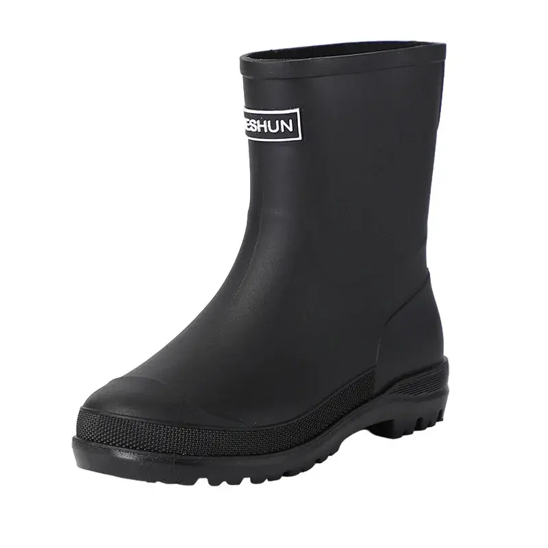 Fashionable Short Women's Rain Boots Winter Cotton Padded Anti-Slip Kitchen Gumboots PVC Material Adult Slip-On Solid Color