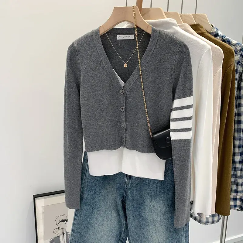 Korean Style Spliced Knitted Outerwear Women's Autumn Winter High Contrast Color V-Neck Full Sleeve T-Shirt Fashionable Cardigan