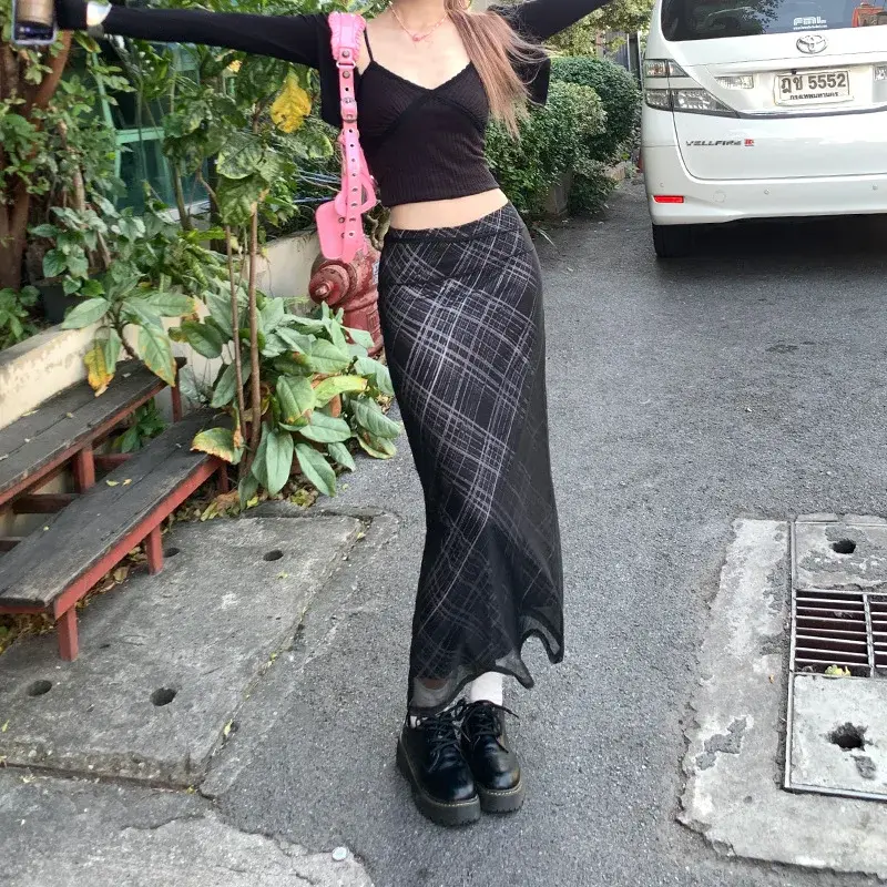 High-Waisted A- Line Slimming Charcoal Grey Plaid Mesh Skirt Women's Spring 2024 New Style Medium-Length Bodycon Skirt