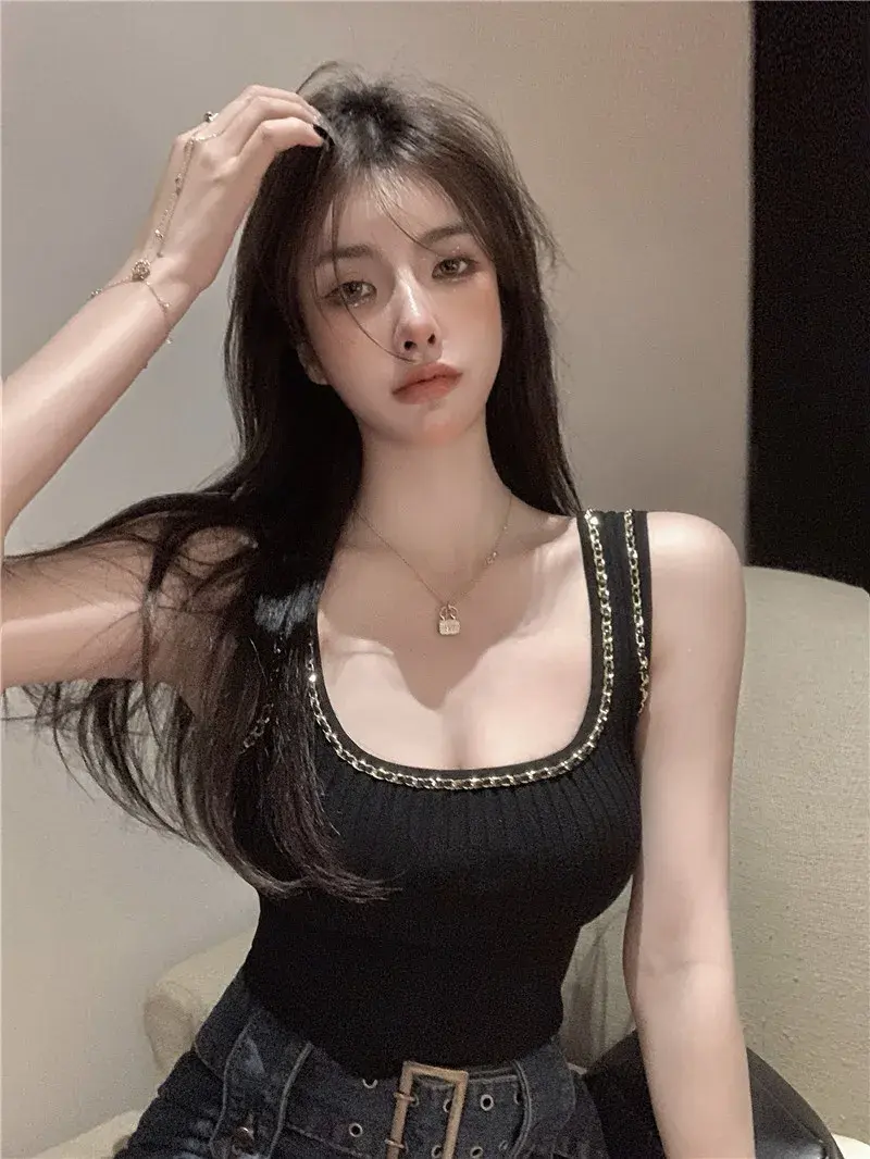 Pure Desire Strap Vest Women Summer Inner Chain Top Sweet Slimming Outerwear Design Unique Base Shirt Nylon Material