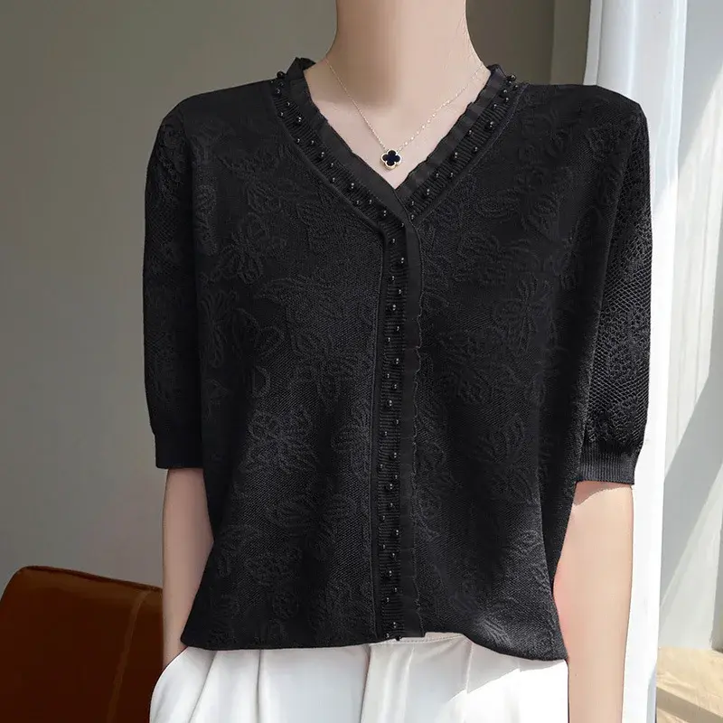 Spring Summer New Women's Soft Silk V-Neck Beaded Jacquard Design Short Sleeves Loose Fit Sweet Style Knit Inner
