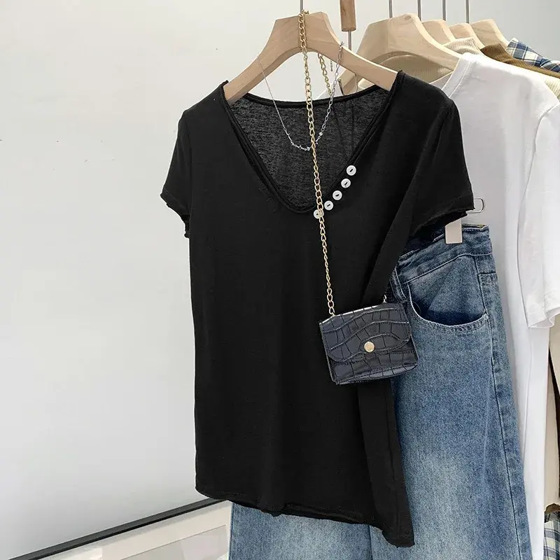 High-End FeelV V-Neck Decorative Short Sleeve T-Shirt Women's Fashionable Stylish Idle StyleTop 2024 Summer New Arrival