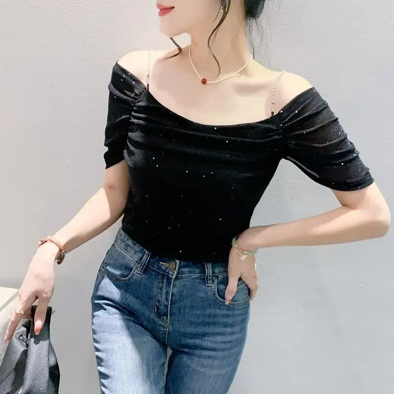 2024 Summer New Off-Shoulder Sexy T-Shirt Network Patchwork Ruched Sweatslims Top Smooths Your Silhouette