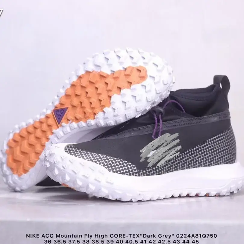 Outdoor Functional Mountaineering Shoes Waterproof Non-slip Reflective Hiking Shoes High-top Sports Casual Shoes EVA Sole