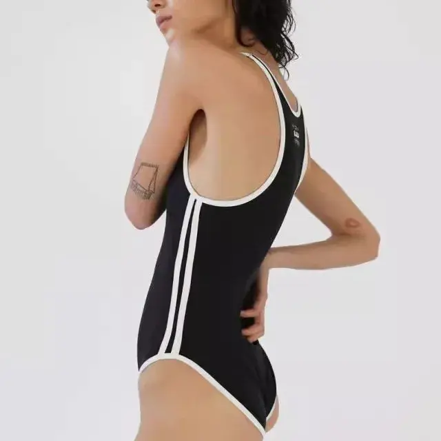 American Retro Backless One-Piece Swimsuit Women's Sexy Show Waist Design with Built-In Chest Pad Full Body Coverage Swimwear