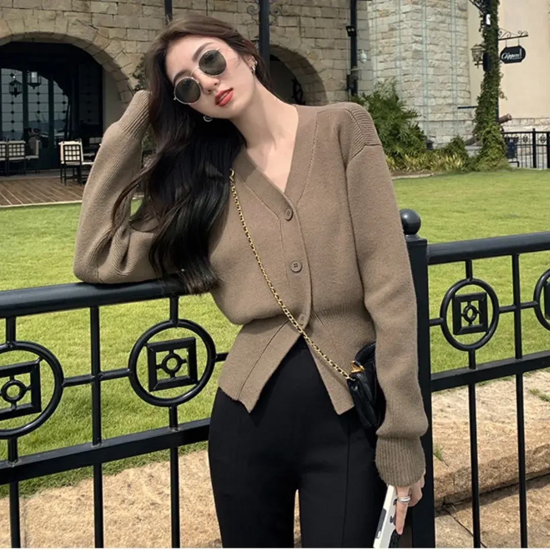 French Style Soft White V-Neck Knitted Cardigan Women's Spring Autumn High-End Feel Idle Style Waist-Fitted Cropped Sweater Jack