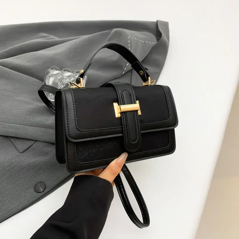 Fashionable Embroidered Single Shoulder Small Square Bag Luxury Elegant Unique Design Handheld Crossbody Bag for Autumn Hot Sale