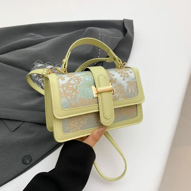 Fashionable Embroidered Single Shoulder Small Square Bag Luxury Elegant Unique Design Handheld Crossbody Bag for Autumn Hot Sale