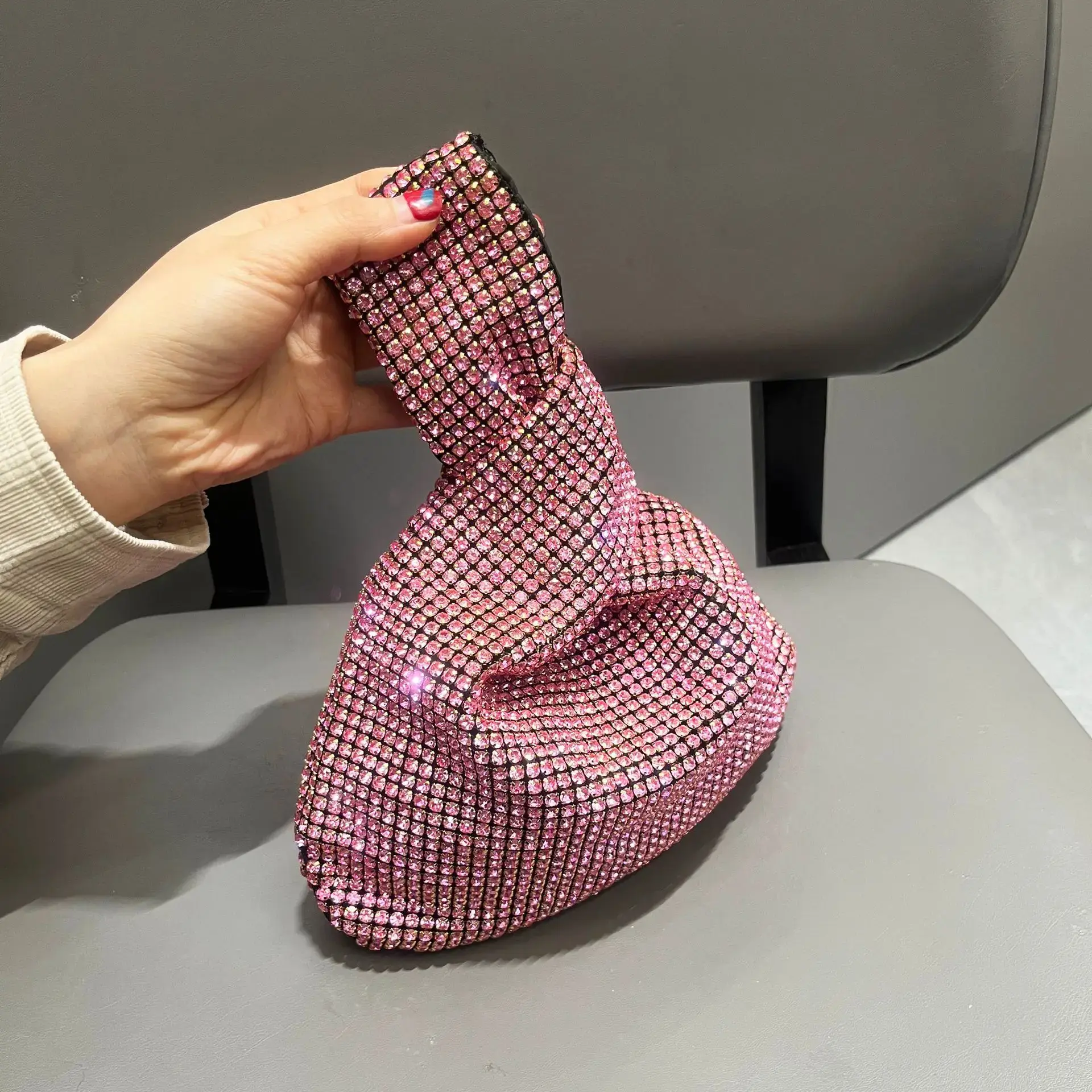 2024 New Niche Women's Bucket Bag With Crystals High-End Fashionable Feel Handbag Small Size Motorcycle Equipment Accessories