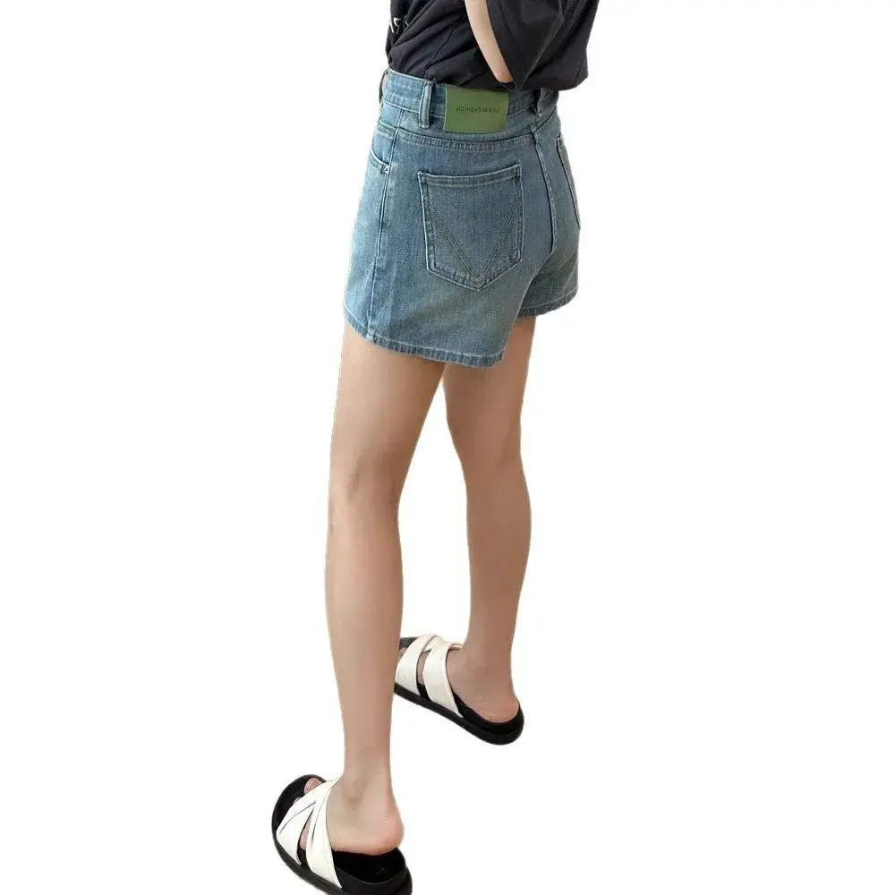 Retro Blue Denim Short Pants Women Summer New Large Size Loose Slim A- Line Wide Leg Hot Pants Pear Body Shape Cotton Blend