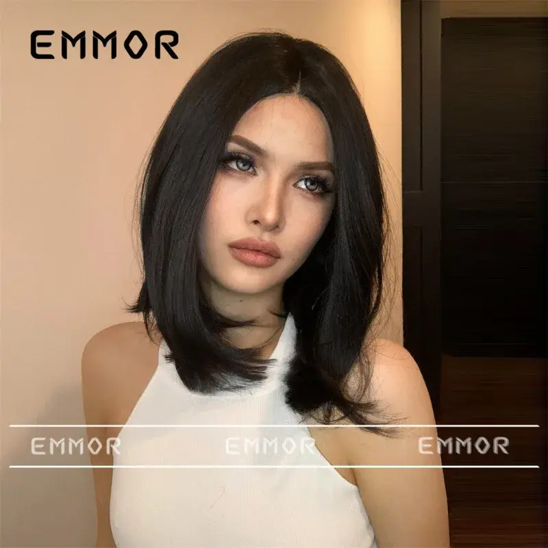 Fashionable European Style Black Short Hair Wig Women's Mid Part Natural Top Short Straight Synthetic Lace Wig Full Coverage