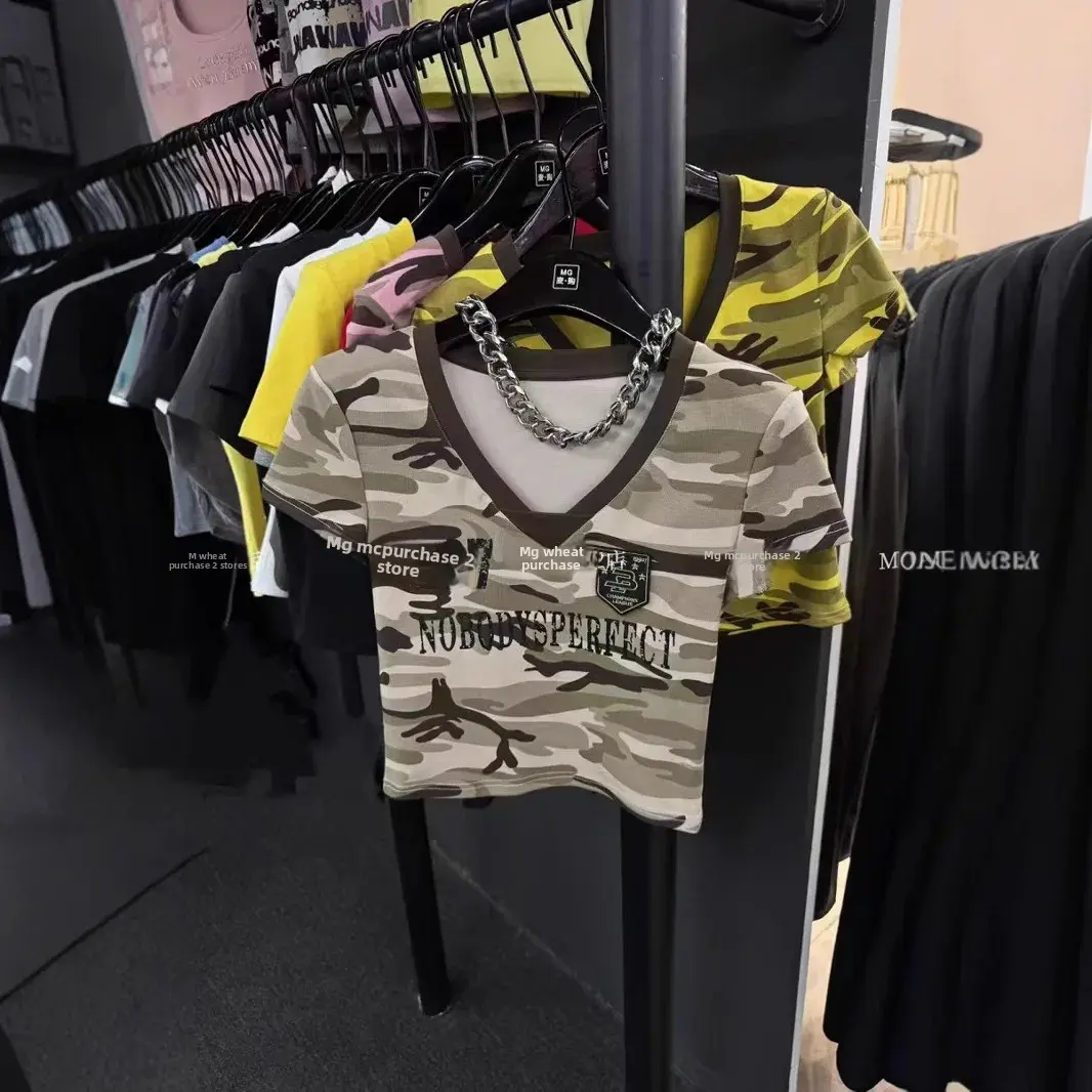 Slim Fit Camouflage V-neck Short Sleeve T-shirt Women's Fashionable Printed Top American Hot Girl Style Summer New Arrival