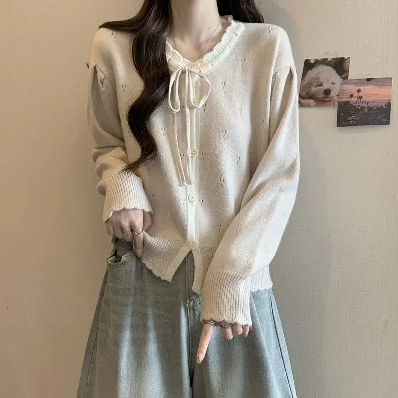 2024 Plus Size Women's Autumn/Winter Knitted Cardigan Top V-Neck Slimming Age-Reducing Soft Sweet Style Large Size Sweater