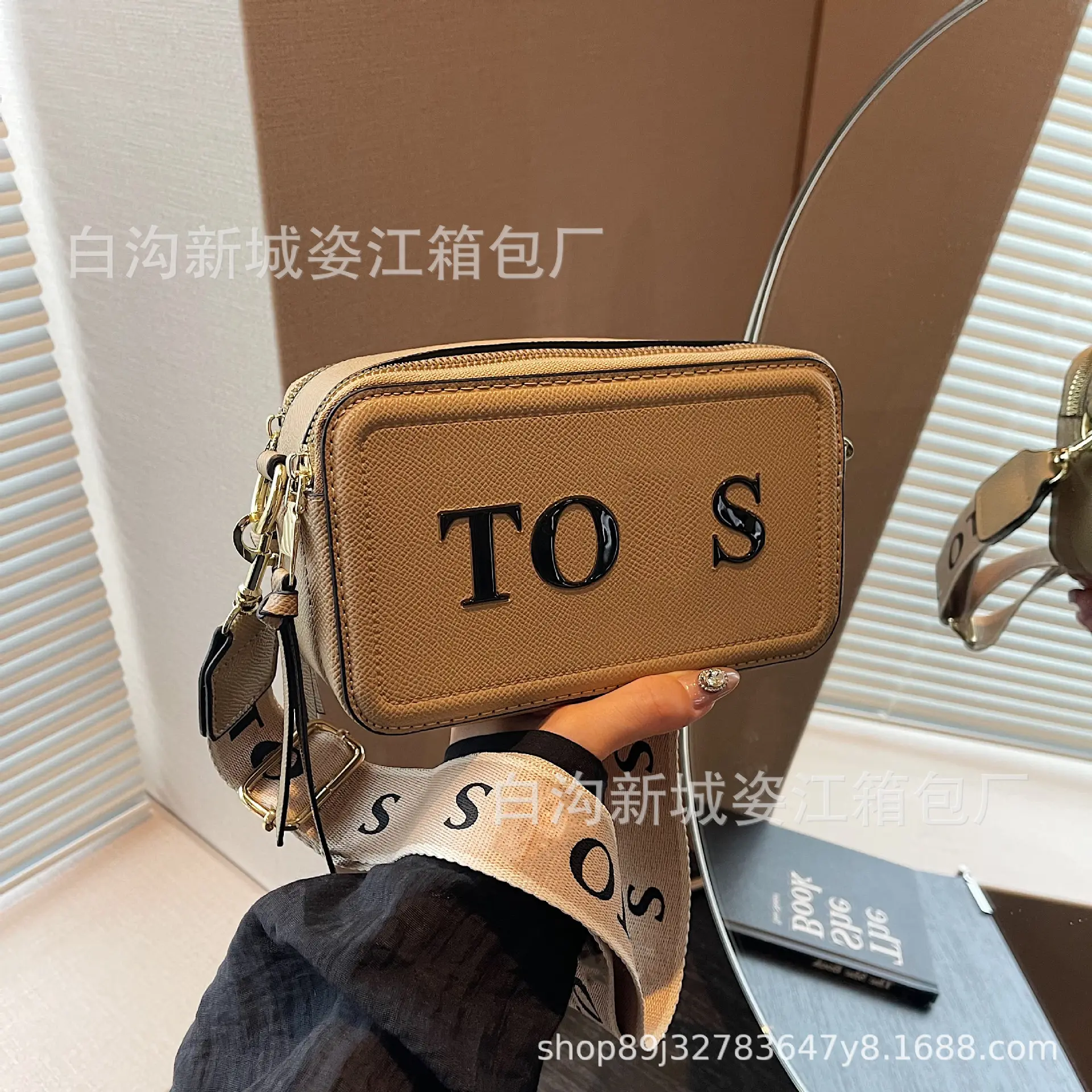 Fashionable Pure Color Camera Bag Hot Sale Of The Season New Simple Handheld Crossbody Bag Personality Trendy Shoulder Bag for M