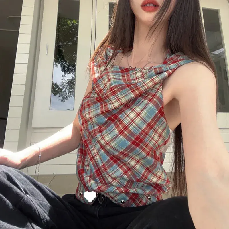 Summer 2025 Retro Red Plaid Halter Neck Sleeveless Women's Top Hoodie Outdoor Wear Vest Top Female Spicy No Sleeve Hat