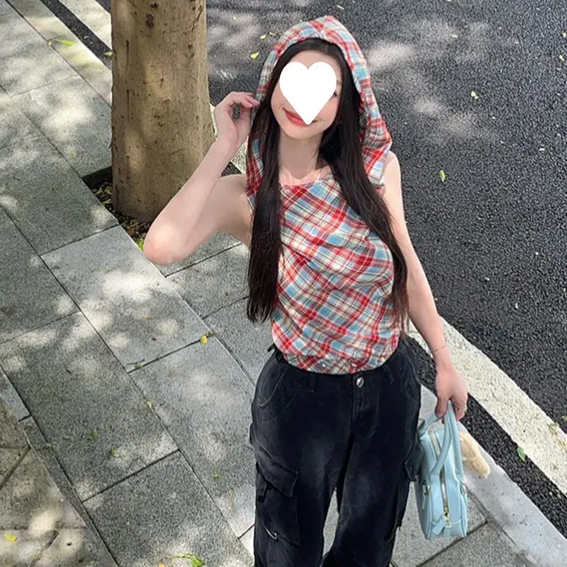 Summer 2025 Retro Red Plaid Halter Neck Sleeveless Women's Top Hoodie Outdoor Wear Vest Top Female Spicy No Sleeve Hat