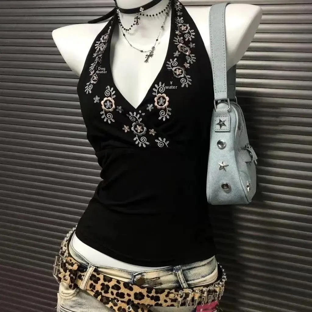 Black V-Neck Embroidered Backless Crop Top Punk Style Sleeveless Women's T-Shirt Retro Sexy Girl Aby Summer New Arrival