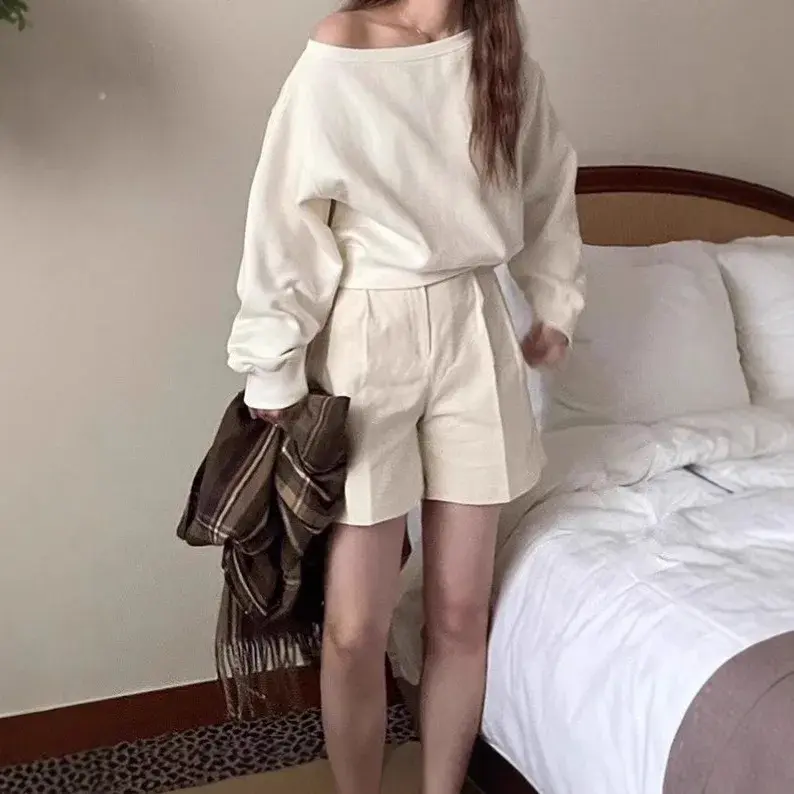 Retro American Shoulder-baring Loose Long Sleeve One-shoulder Casual Pure Color Sweatshirt Women Autumn Winter Small Audience