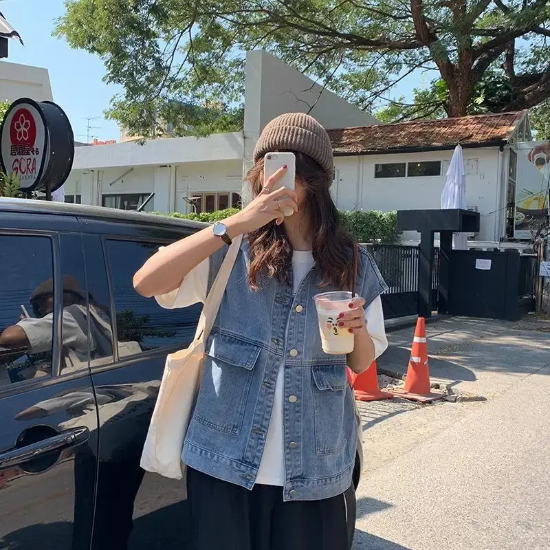 Loose Korean Style Denim Jacket Women's Casual Sleeveless Workwear Student Vest Spring 2024 Trend Outerwear