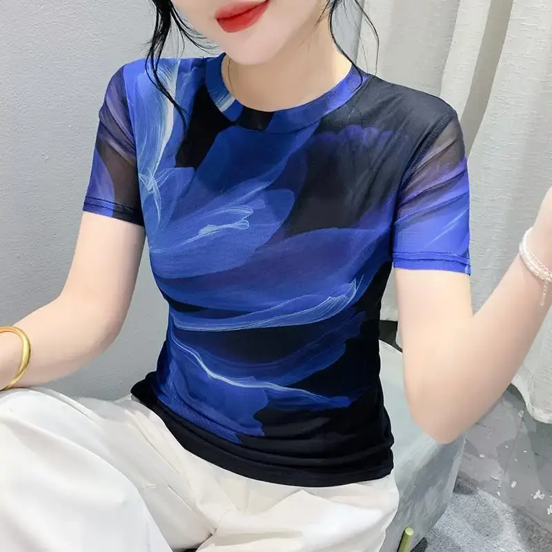 Fashionable Summer 2024 Mesh Printed Positioning Flowers Short Sleeves Round Neck Slimming Stylish Top Trendy
