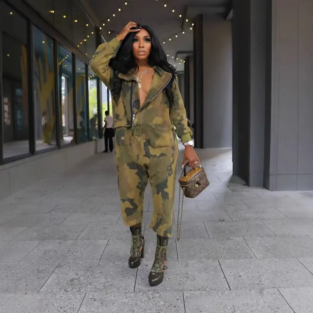 Casual Camouflage Women's Jumpsuit Fashionable Multi-Pocket Half-Zipped Opening Tight Fitting (No Pants) Origin China
