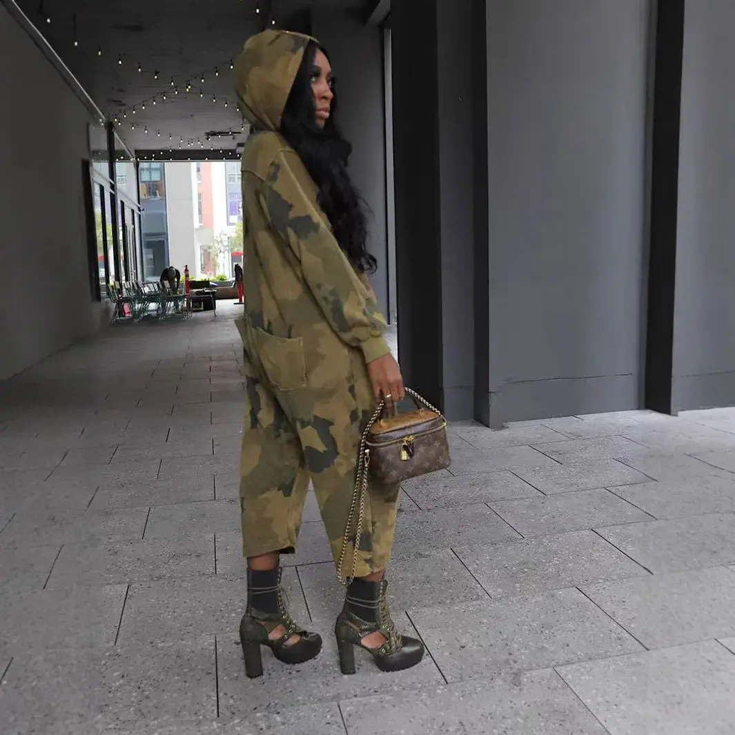 Casual Camouflage Women's Jumpsuit Fashionable Multi-Pocket Half-Zipped Opening Tight Fitting (No Pants) Origin China