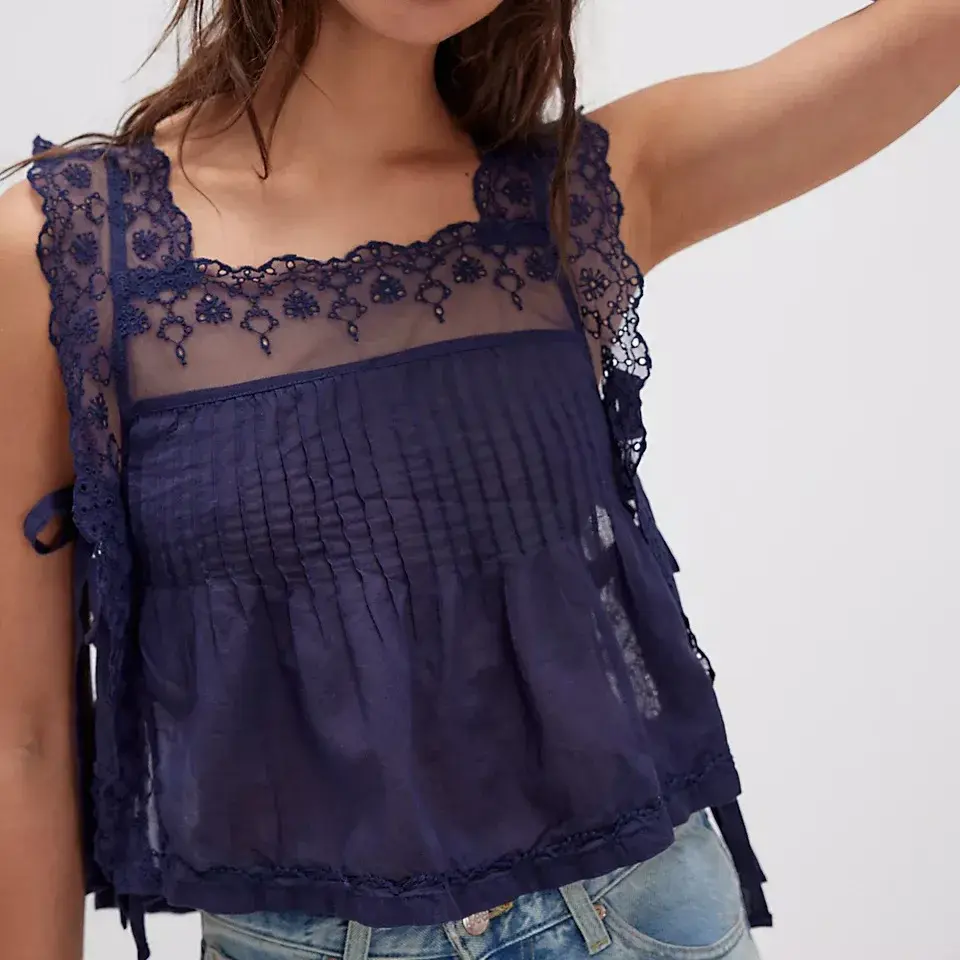 Sweet Pure Color Lace Trim Splice Slim Fit Small Strap Vest Belted Style Women Summer Top SU4074 Polyester Blend Fabric