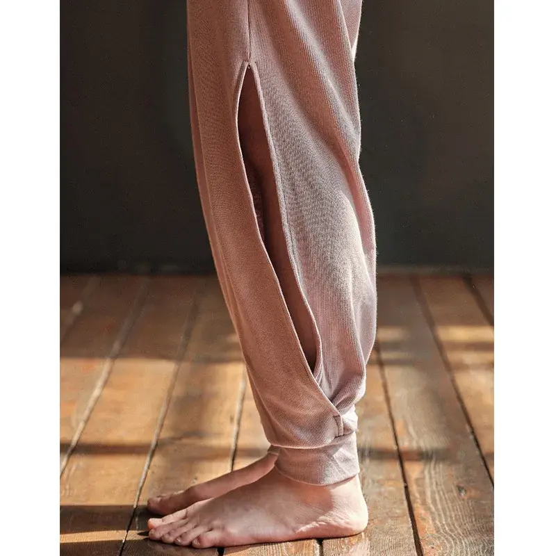 2023 Summer New Loose-fit Leggings Breathable Slimming Fitness Sport Trousers Hollow Out Waist-fitted Yoga Set For Women