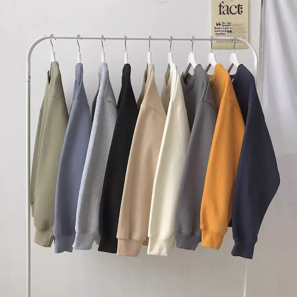 Fleece-Lined Casual Sweatshirt 190g Large Size Loose-Fit Round Neck For Women Korean Style Solid Color Plus Size Couple Sweatshi