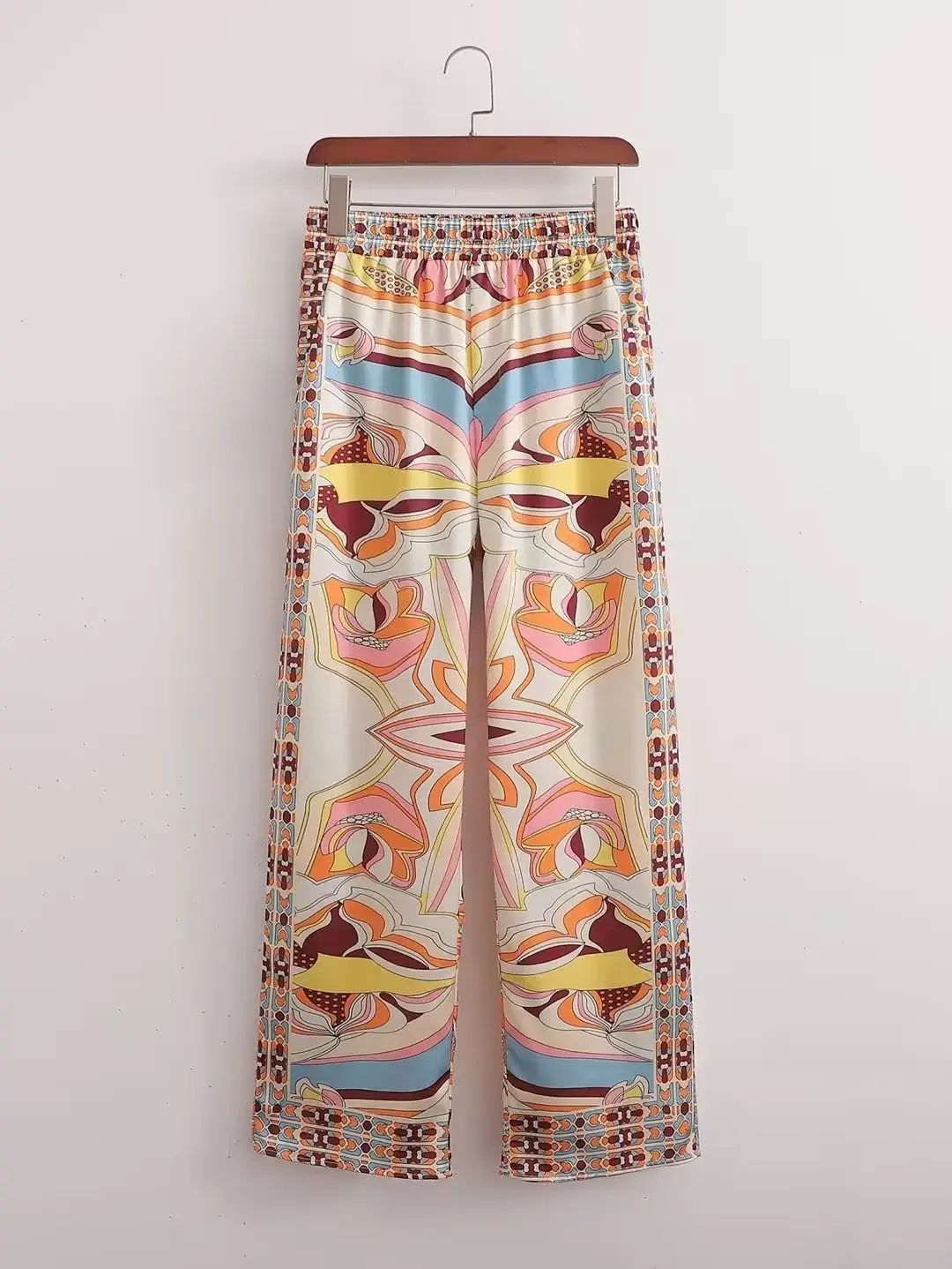 Spring Hot Sale Of The Season Printed Crop Top And Pants Set Polyester Blend Fabric Mixed Pattern Women's Vest Strapless Long Pa