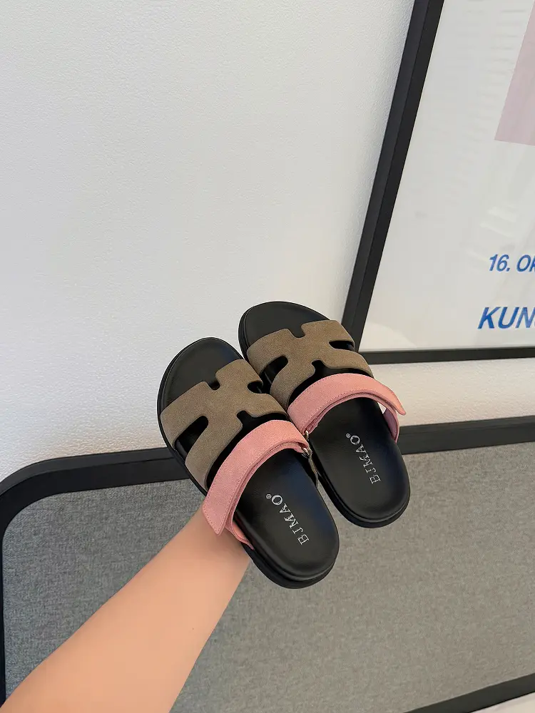 Casual Roman Sle Women's Sandals 2025 New Summer Thi Heel Slip-On Faionable Leather Moccasins Indoor Outdoor Wear