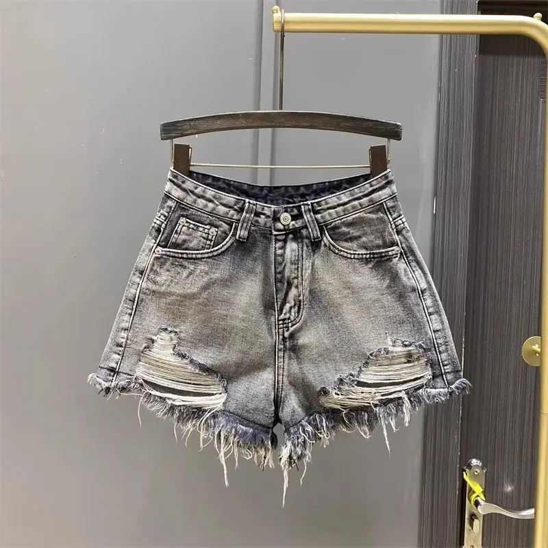 Worn Legs with Rough Edges Washed Black Denim Shorts 2025 Summer New Women Fashion A-line Wide Leg Hole Ripped Denim Shorts