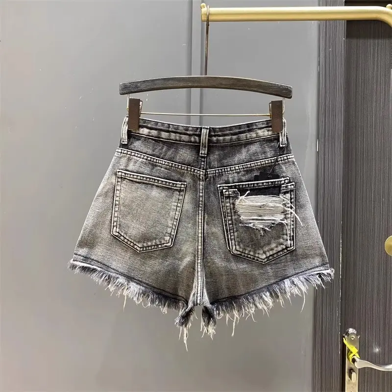 Worn Legs with Rough Edges Washed Black Denim Shorts 2025 Summer New Women Fashion A-line Wide Leg Hole Ripped Denim Shorts